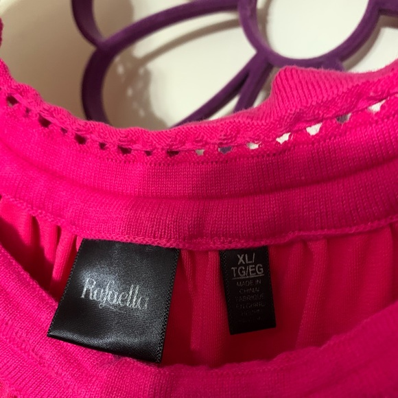 Pink top - Picture 2 of 2